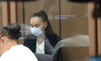 Суд по делу Перизат Кайрат: мать Гани Алашбаевой почувствовала себя плохо