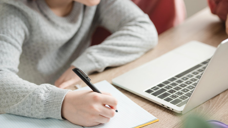 Костанай: Учеба из дома — уроки на удаленке для 74 классов