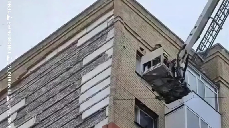 В Астане фельдшеры среди пострадавших от обрушения: угроза безопасности граждан на фоне ЧП