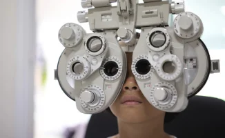 Казахстанцы массово ухудшают зрение: рекордные заявления на выплаты