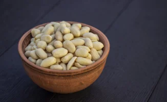 Жареный арахис как средство для улучшения памяти у пожилых: новый взгляд на здоровье мозга