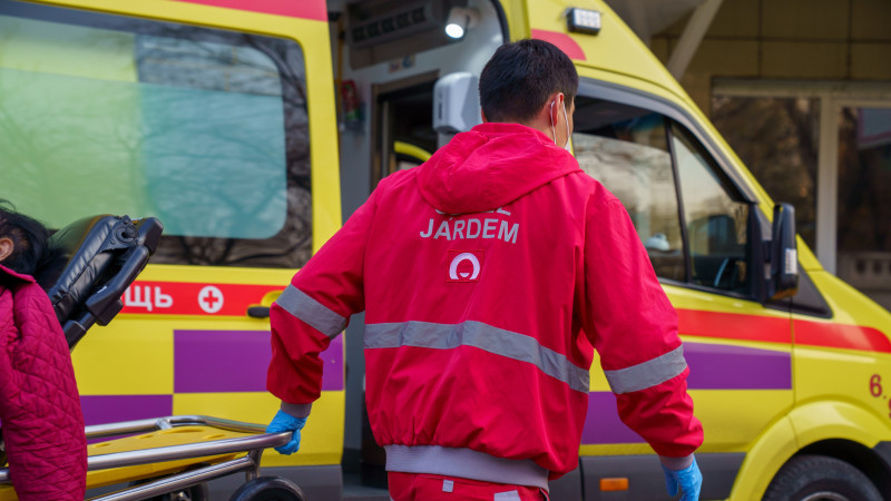 Минздрав России рассматривает повышение зарплат фельдшеров и водителей скорой помощи