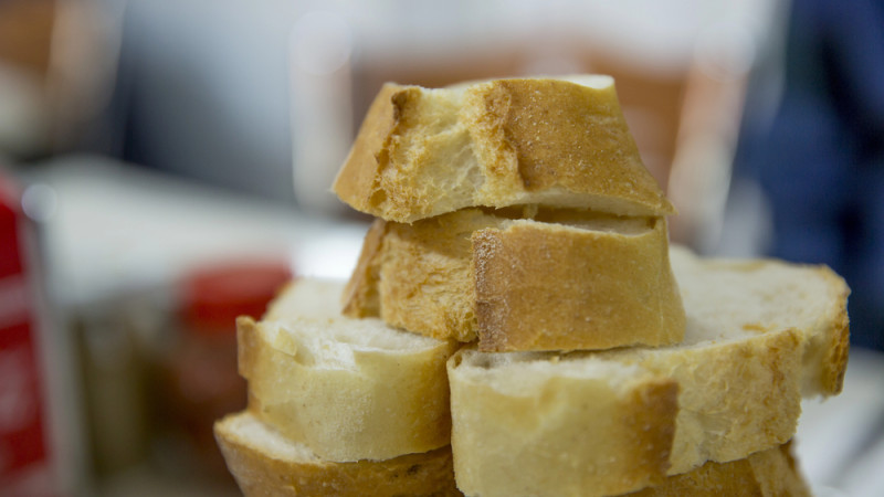 Директор гимназии Петропавловска уволен из-за жучков в школьной столовой