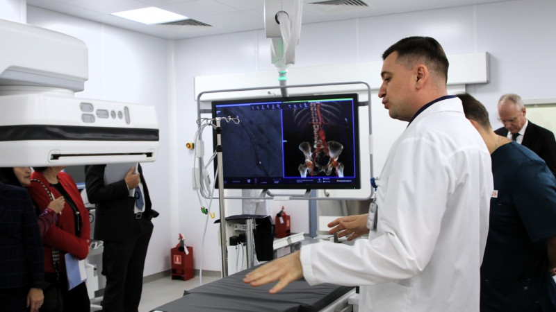 Хирургия без скальпеля: новейшие методы операций на сердце в Казахстане