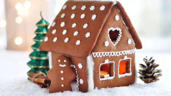 Пряничный домик своими руками: ароматная выпечка к Новому году
