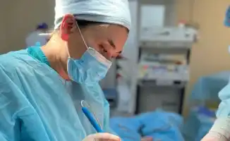 На грани скальпеля: как женщине завоевать мир хирургии