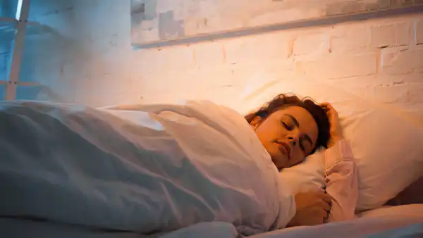 ИИ из Стэнфорда научился выявлять риски заболеваний по данным о сне