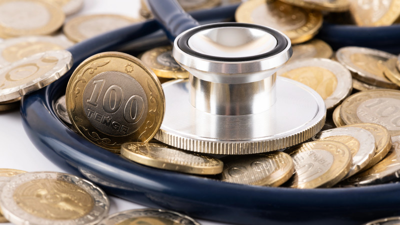 80 миллионов из Фонда медстрахования: суд в Астане осудил чиновника за мошенничество