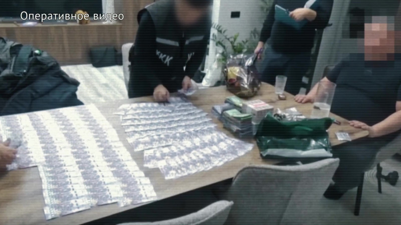 Казахстан: политический водоворот - новая Конституция и волна арестов чиновников