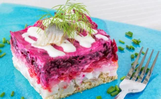 Сколько стоит новогодняя 'Сельдь под шубой' в Казахстане?