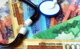 Передача ФСМС: Токаев поддержал Бектенова, открывая путь к реформам в системе здравоохранения Казахстана