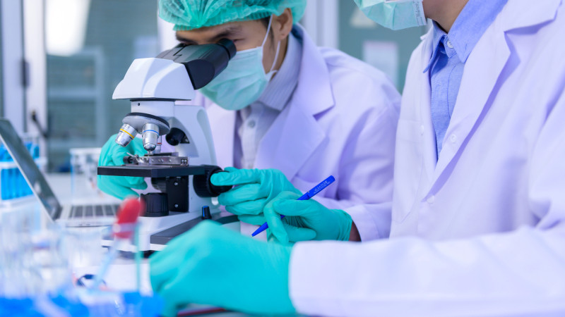 Индийский вирус и закрытые двери: Казахстан в ловушке опасных новостей