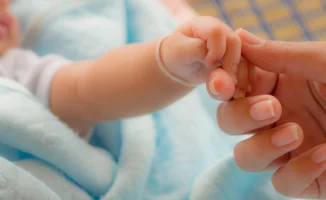 Уникальная операция: британка в Лондоне родила после пересадки матки