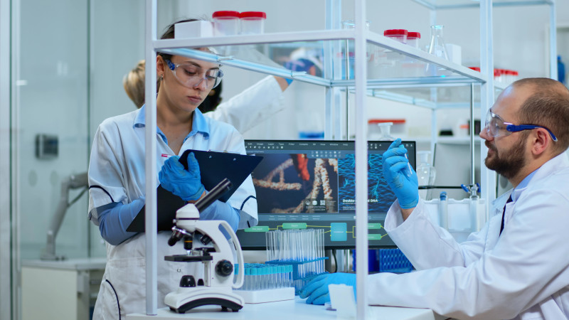 США покинули ВОЗ: фармацевты или заговор против человечества?