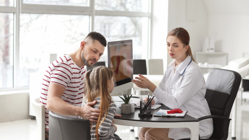 Минздрав опроверг слухи о закрытии педиатрических участков в стране