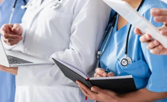 Женщины в медицине Казахстана: продолжающаяся доминирующая роль