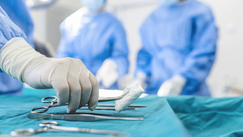 Магнитная буря в животе: врачи Шымкента избавили ребенка от опасных находок