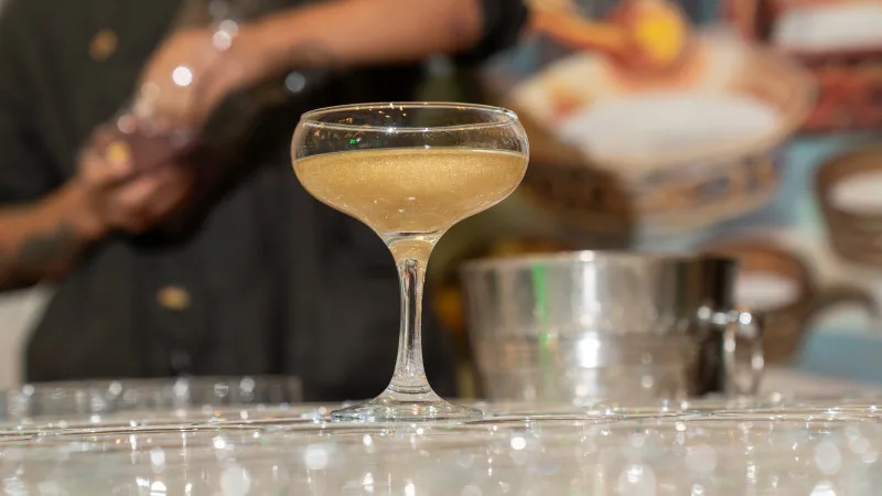 Пятничный ритуал: когда расслабление становится зависимостью?