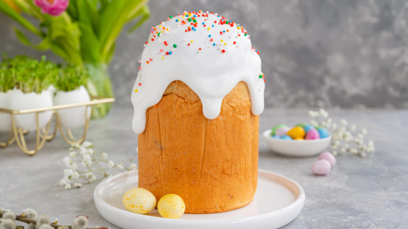 Пасхальные куличи в Казахстане: цены как у стейка и 'золотой' изюм на прилавках