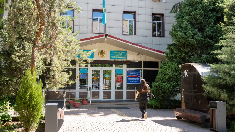 Изменения в прикреплении к поликлиникам: что это значит для пациентов и системы здравоохранения Казахстана?